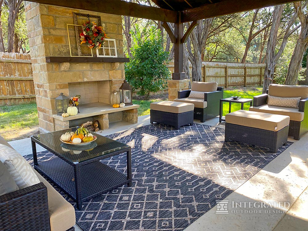 outdoor-kitchens-fireplaces-integrated-outdoor-designs (18)