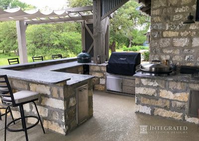 outdoor-kitchens-fireplaces-integrated-outdoor-designs (8)