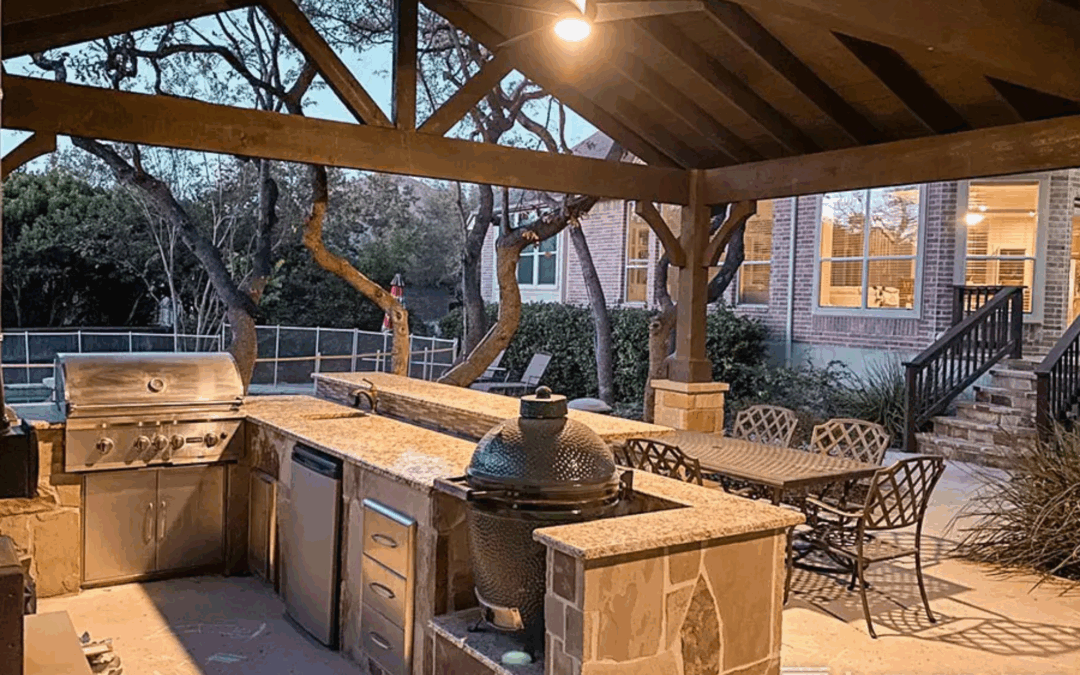 How to Blend Your Patio Cover with Outdoor Kitchens and Pergolas in San Antonio
